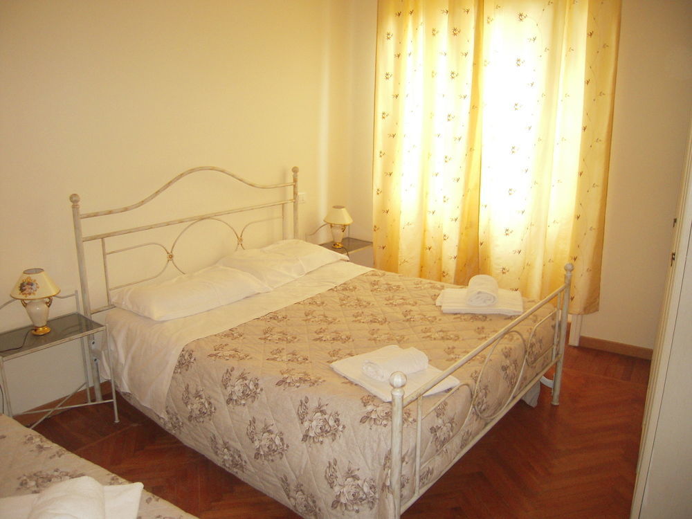 Bed And Breakfast Al Viale Papa Giovanni Bérgamo Exterior foto